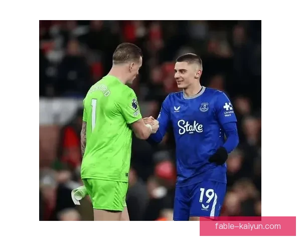 埃弗顿近期比赛节奏分析显示球队表现稳健，战术执行逐渐提升。