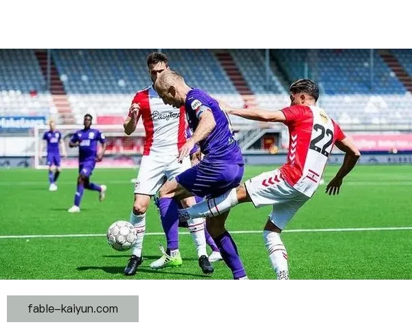 亚特兰大边路进攻表现稳健，近期状态回暖令人瞩目