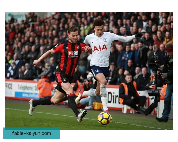 英超伯恩茅斯续约索兰克，表现稳健将继续助力球队目标