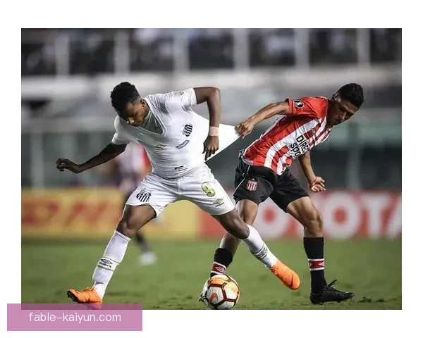 托比亚斯在皇马表现稳健，成为第三右后卫的有力竞争者