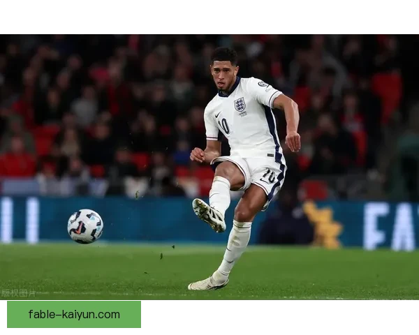 贝林厄姆在英格兰队历史进球数据中持续引发关注